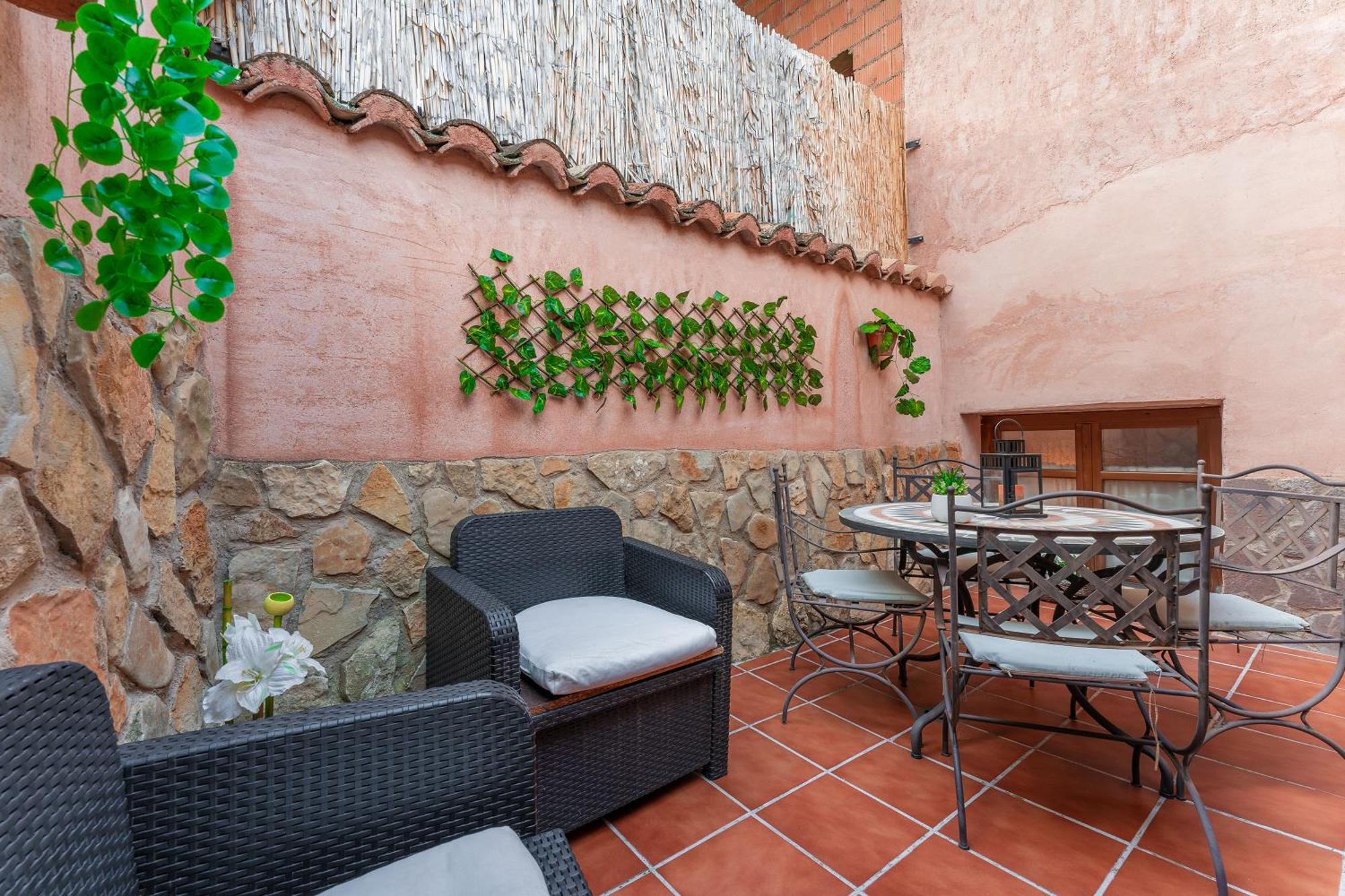 Hotel - Restaurante Prado Del Navazo Альбаррасин Экстерьер фото